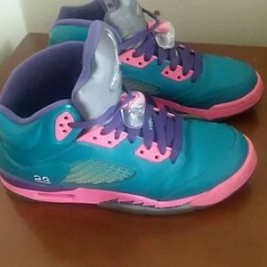 Jordan 5's